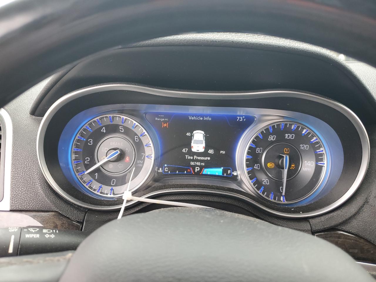 2017 Chrysler 300C VIN: 2C3CCAEG5HH564609 Lot: 63767274