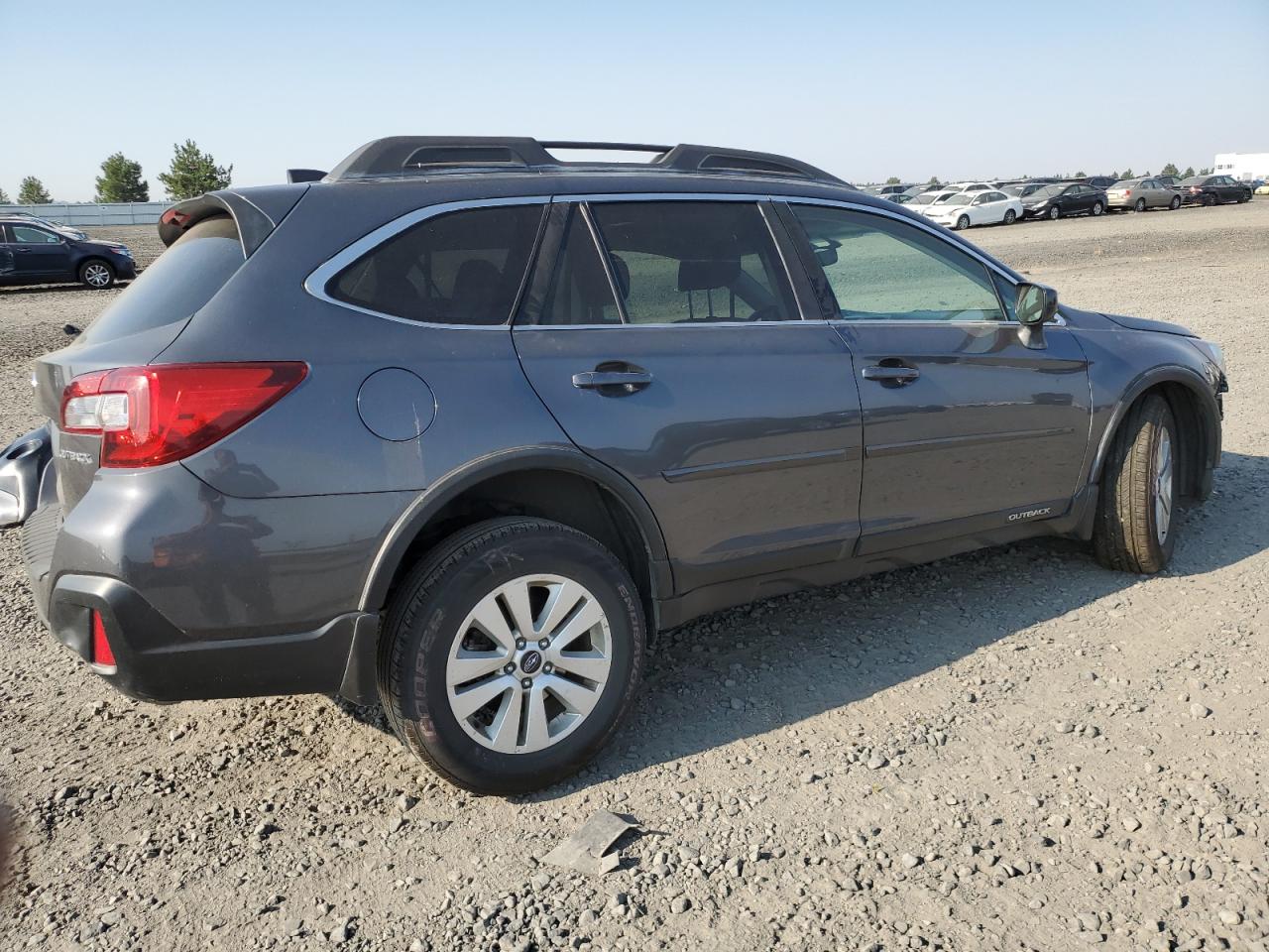 2018 Subaru Outback 2.5I Premium VIN: 4S4BSADC8J3275656 Lot: 62075674