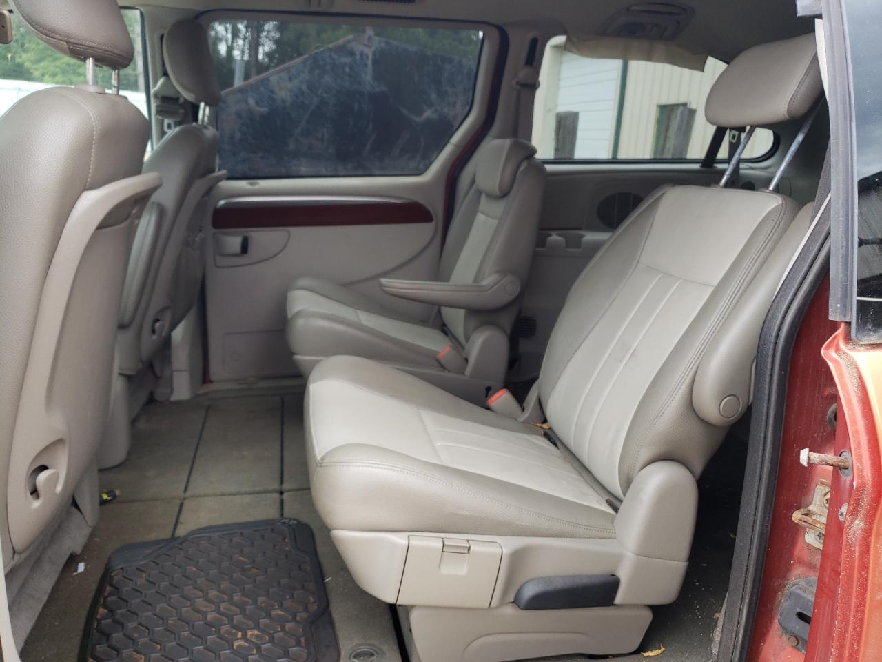 2006 Chrysler Town & Country Touring VIN: 2A4GP54L36R729002 Lot: 63227294