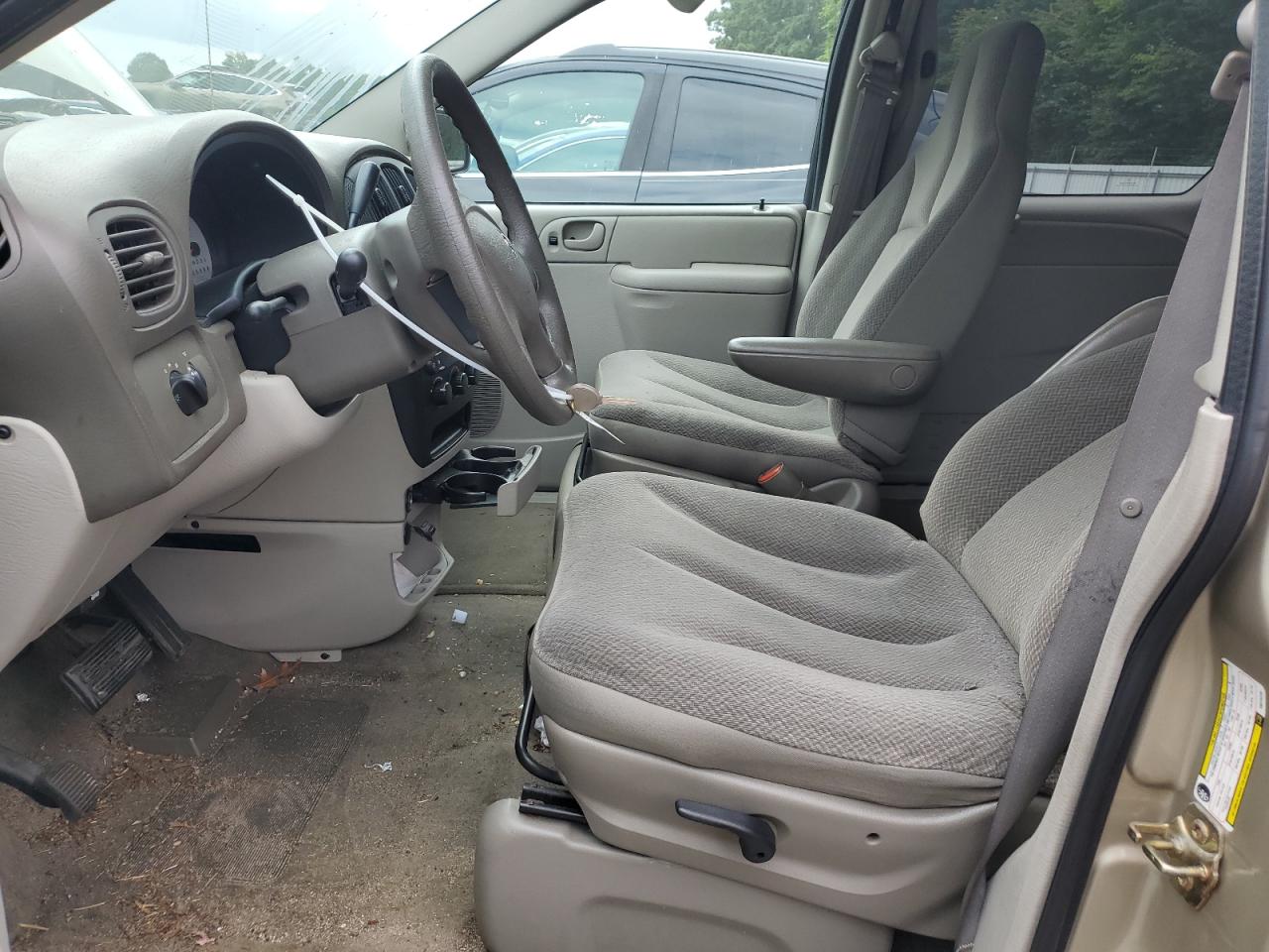 2005 Dodge Caravan Se VIN: 1D4GP25R95B315228 Lot: 64580214