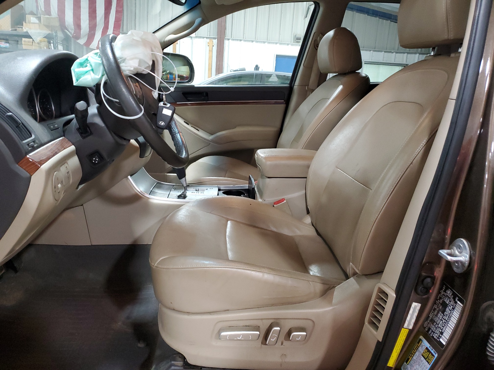 KM8NUDCC5CU184061 2012 Hyundai Veracruz Gls