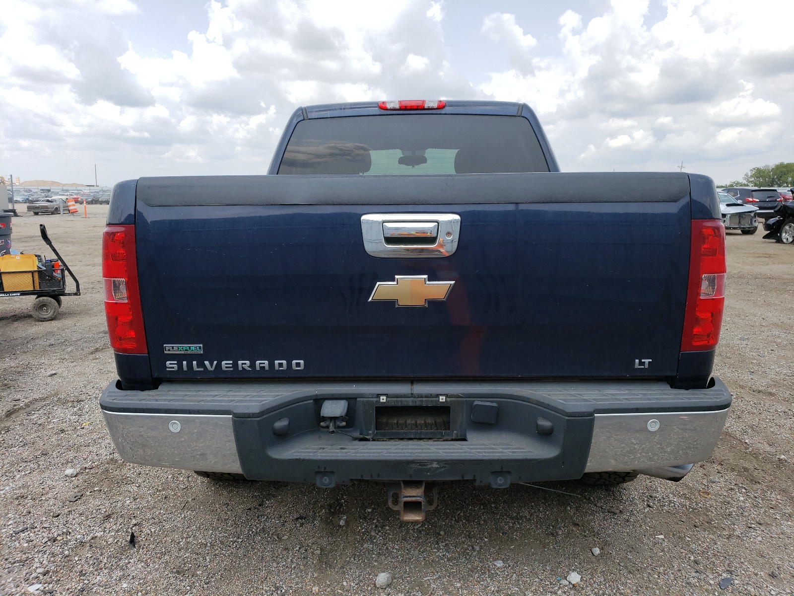 1GCPKSE33BF177813 2011 Chevrolet Silverado K1500 Lt