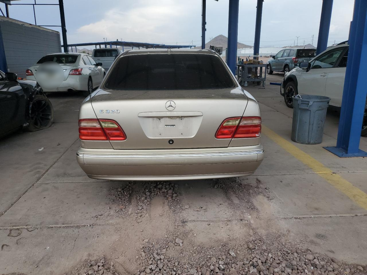 WDBJF65J32B487319 2002 Mercedes-Benz E 320