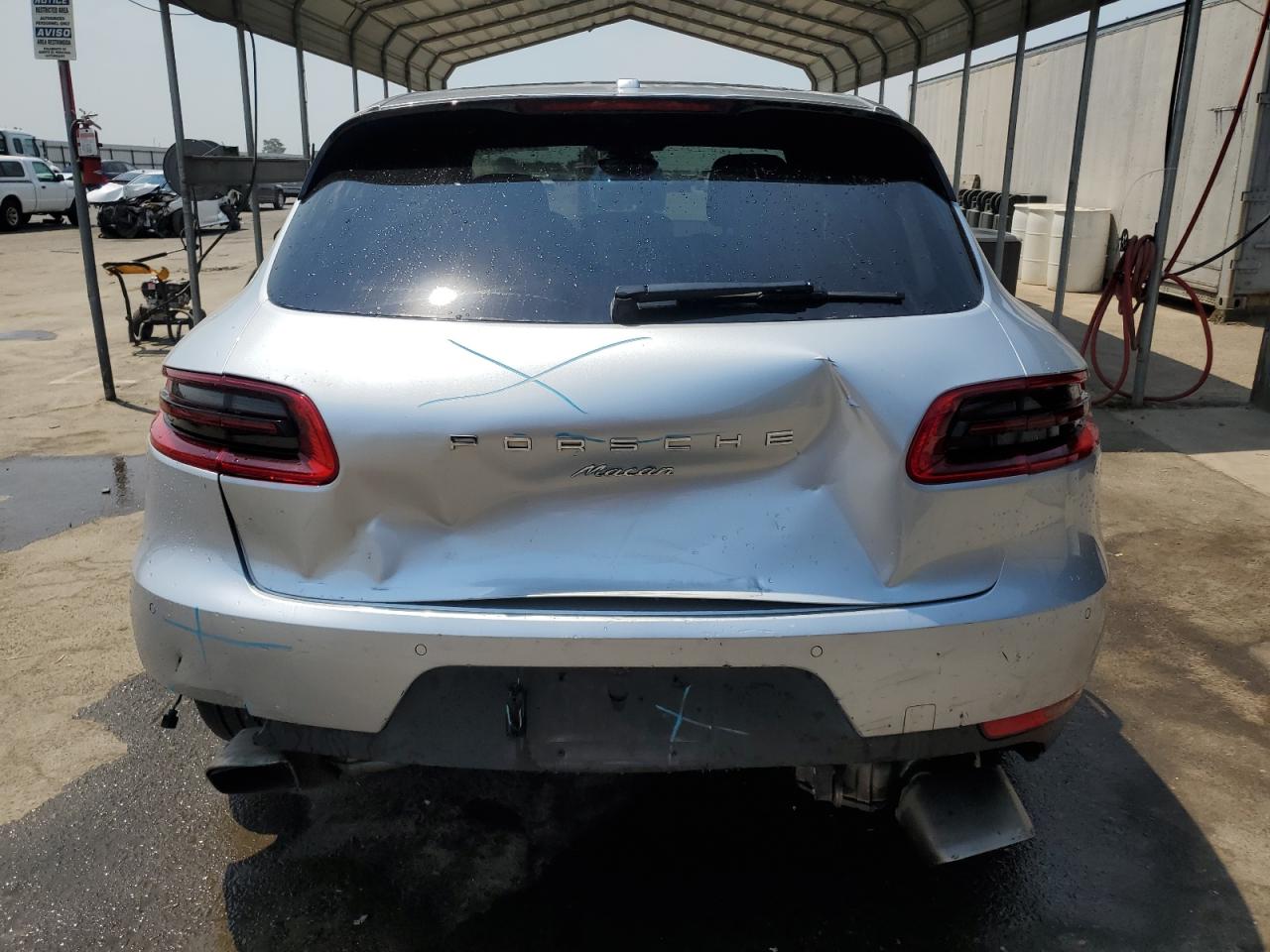 2017 Porsche Macan VIN: WP1AA2A50HLB80984 Lot: 62945674