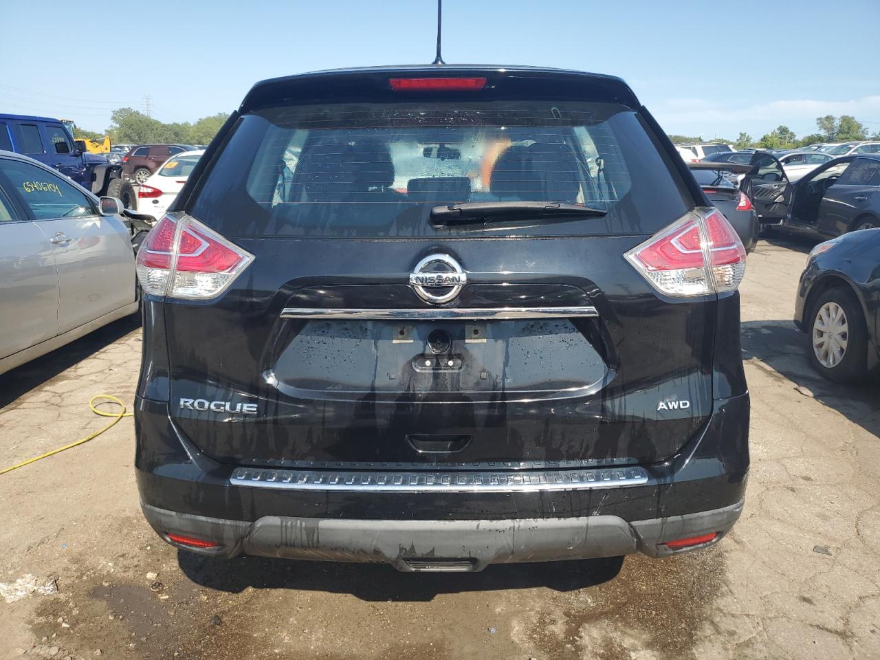 2015 Nissan Rogue S VIN: KNMAT2MV2FP590392 Lot: 64800084
