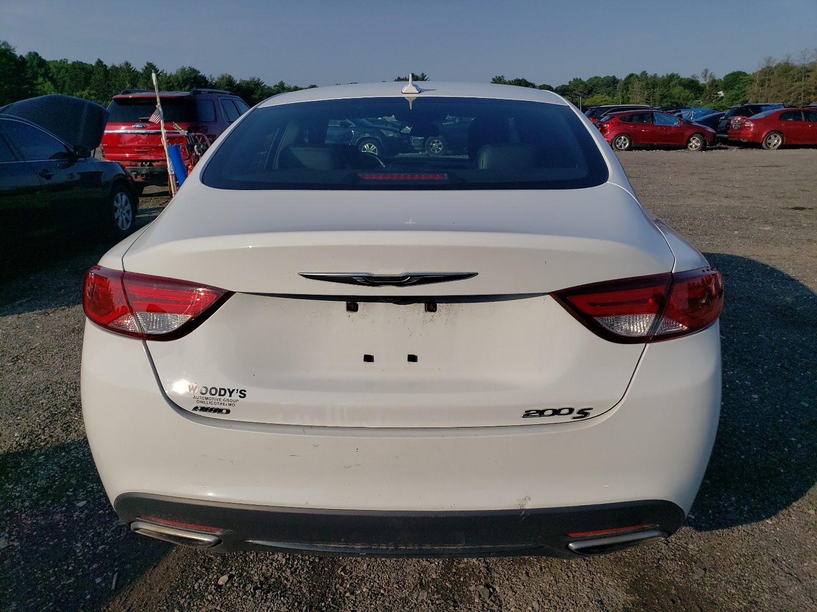 1C3CCCDG8FN601606 2015 Chrysler 200 S