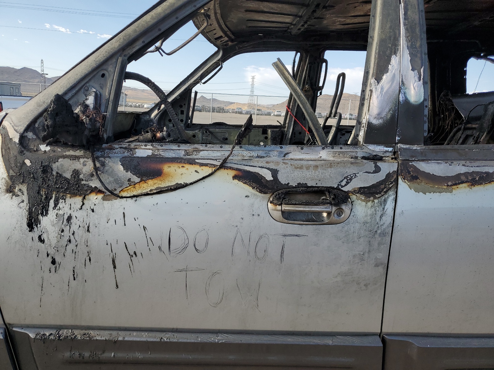 1FMFU16L44LA79579 2004 Ford Expedition Xlt