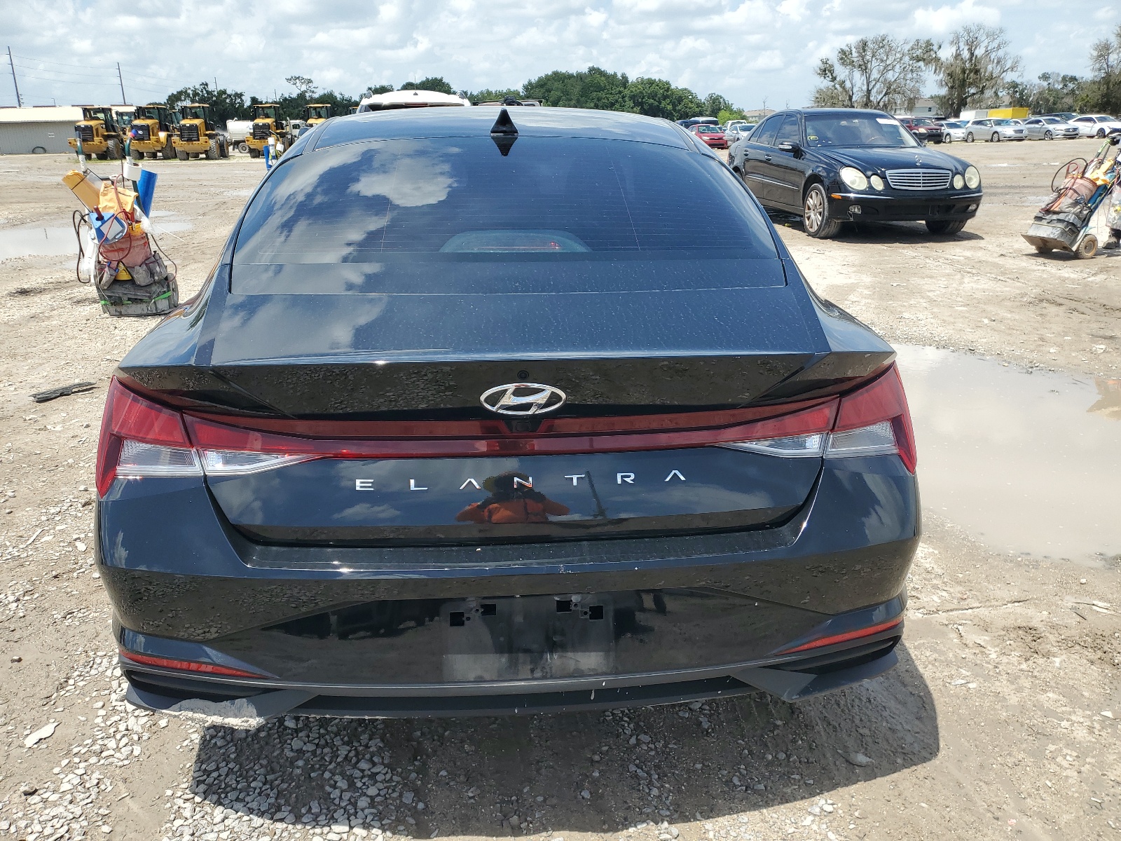KMHLM4AG0NU328809 2022 Hyundai Elantra Sel