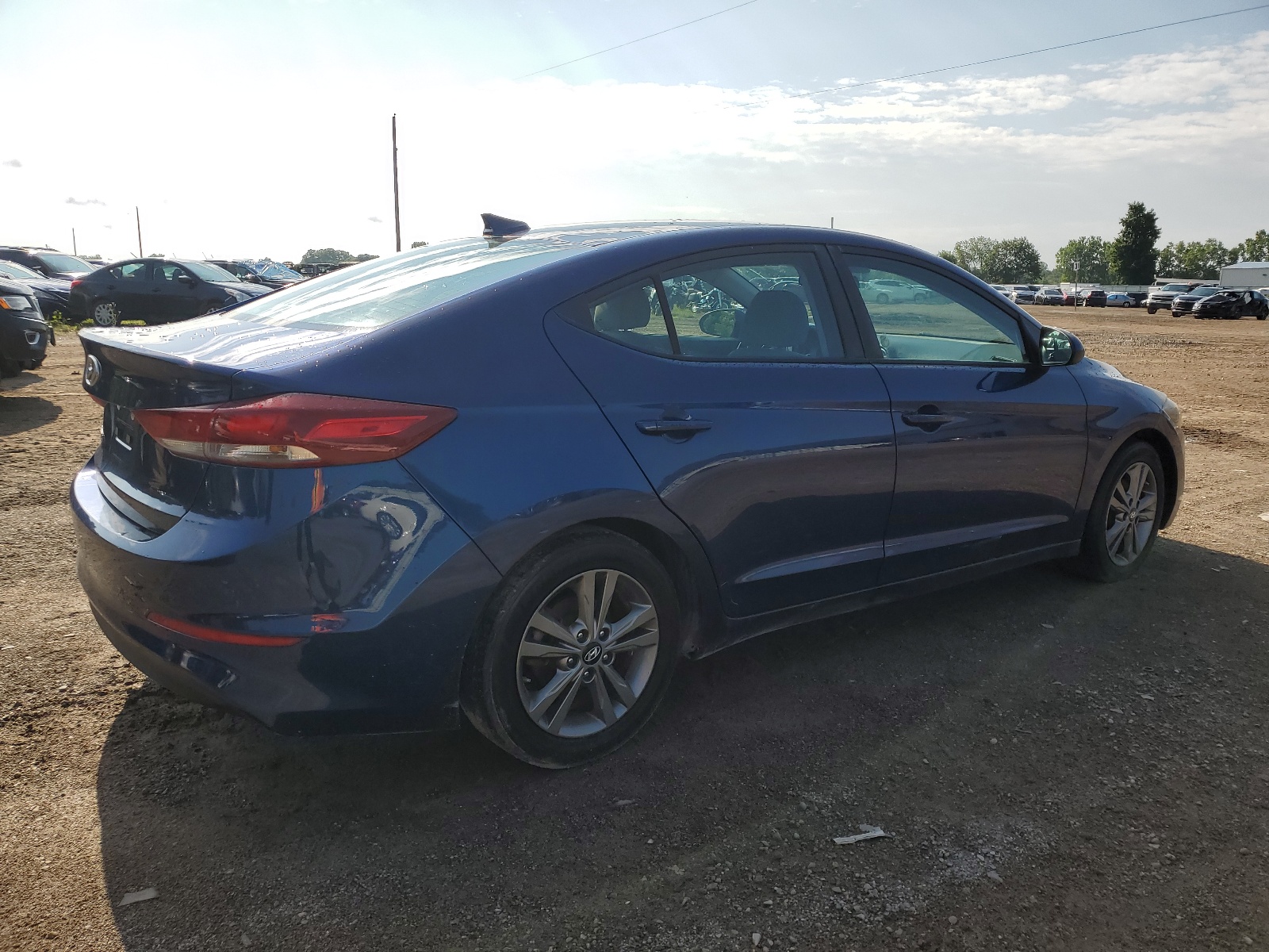 2018 Hyundai Elantra Sel vin: 5NPD84LF4JH317527
