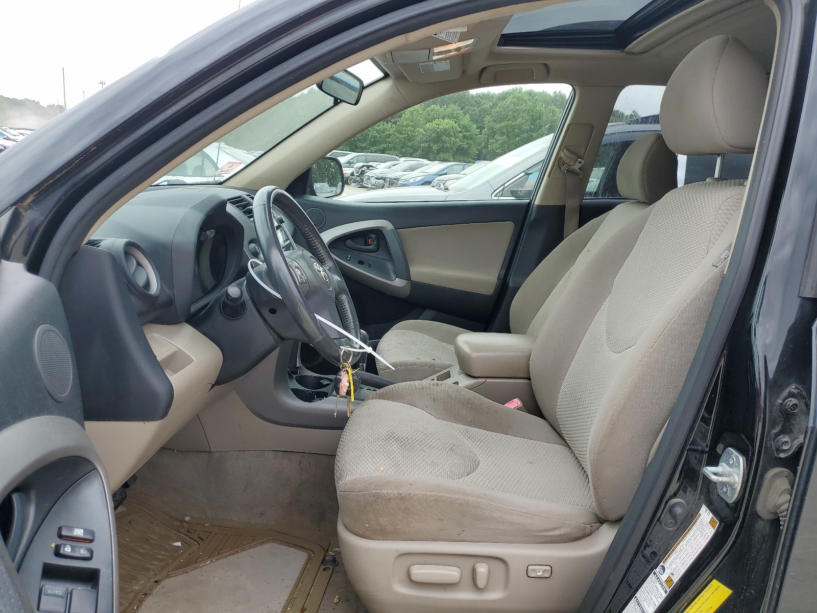 JTMBD31V185211392 2008 Toyota Rav4 Limited