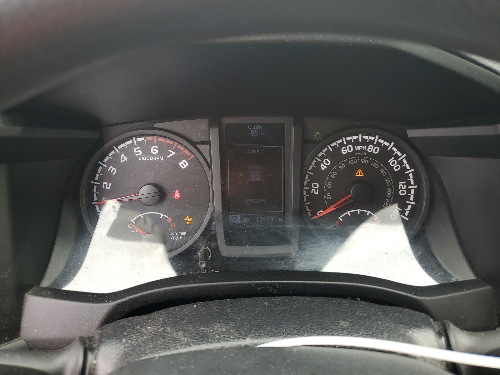 5TFAX5GN4JX130029 2018 Toyota Tacoma Double Cab