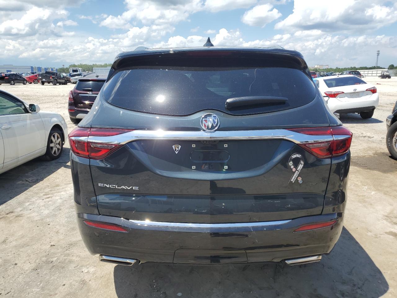 2021 Buick Enclave Essence VIN: 5GAERBKW3MJ171870 Lot: 63677044