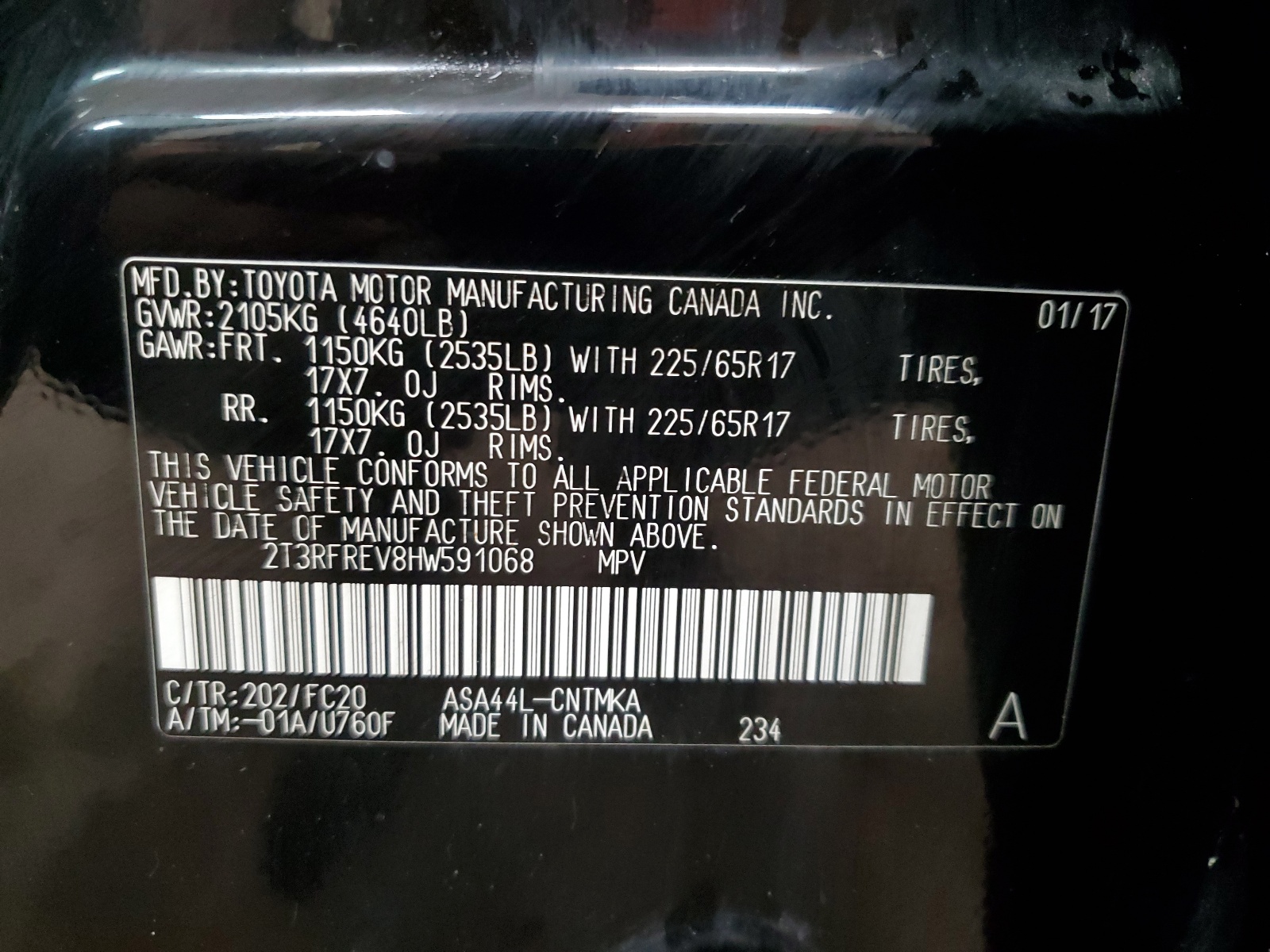 2T3RFREV8HW591068 2017 Toyota Rav4 Xle