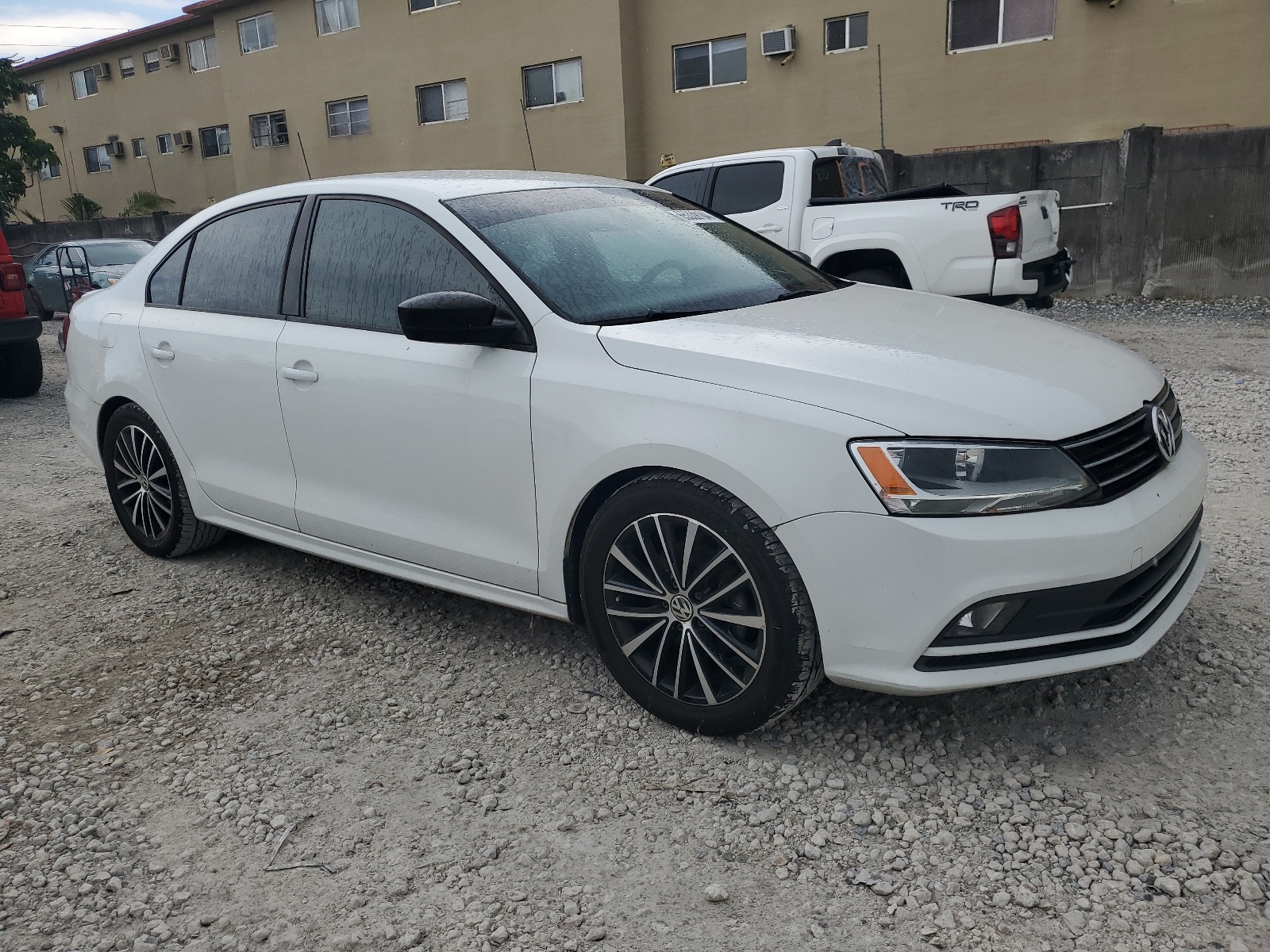 2016 Volkswagen Jetta Sport vin: 3VWD17AJ2GM376332