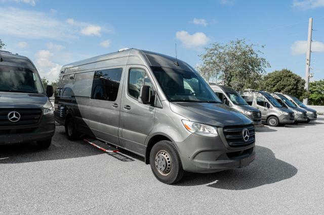  MERCEDES-BENZ SPRINTER 2022 Сірий