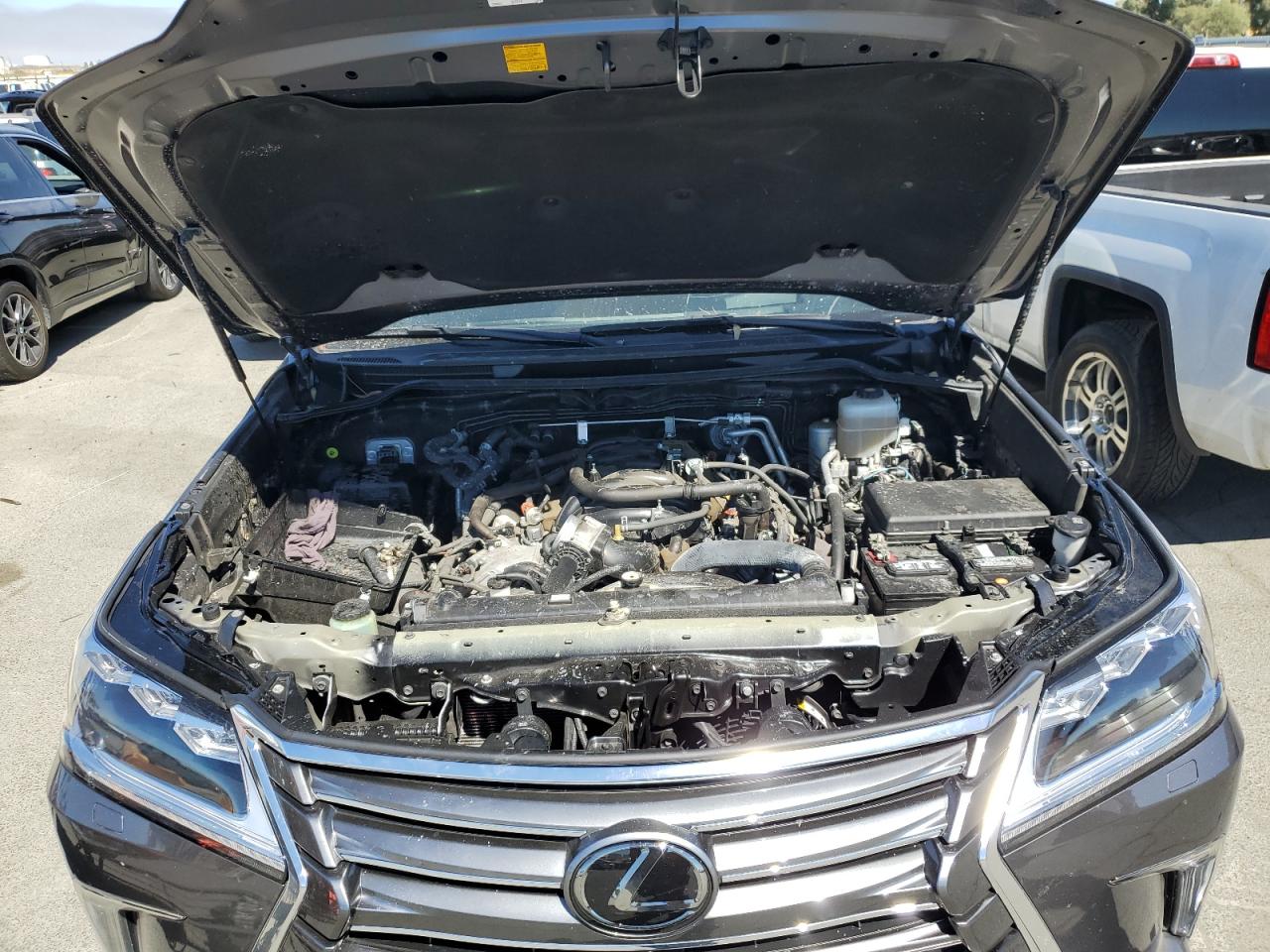 2018 Lexus Lx 570 VIN: JTJHY7AX0J4254556 Lot: 64710904