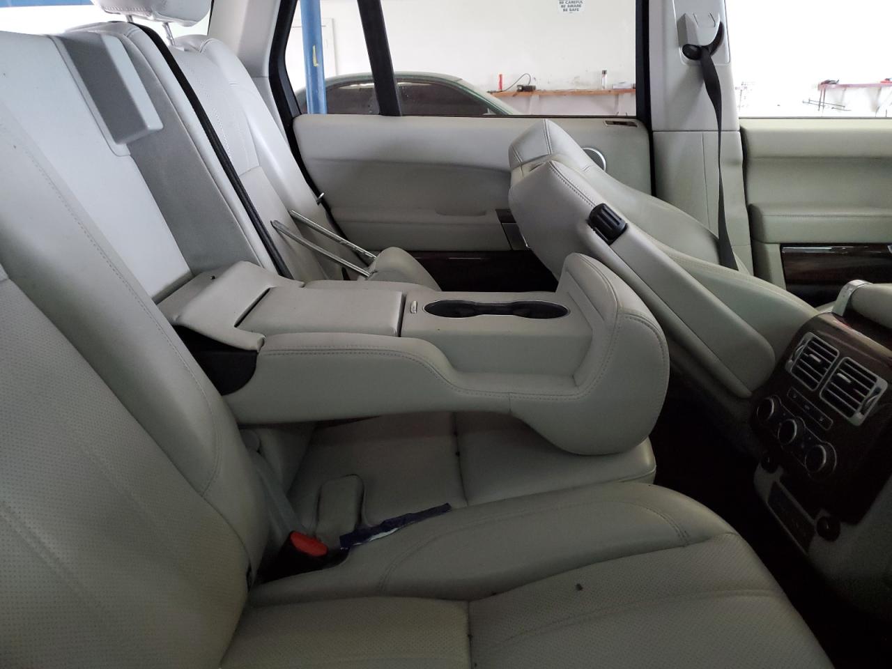 2017 Land Rover Range Rover Supercharged VIN: SALGS2FEXHA360866 Lot: 64513454