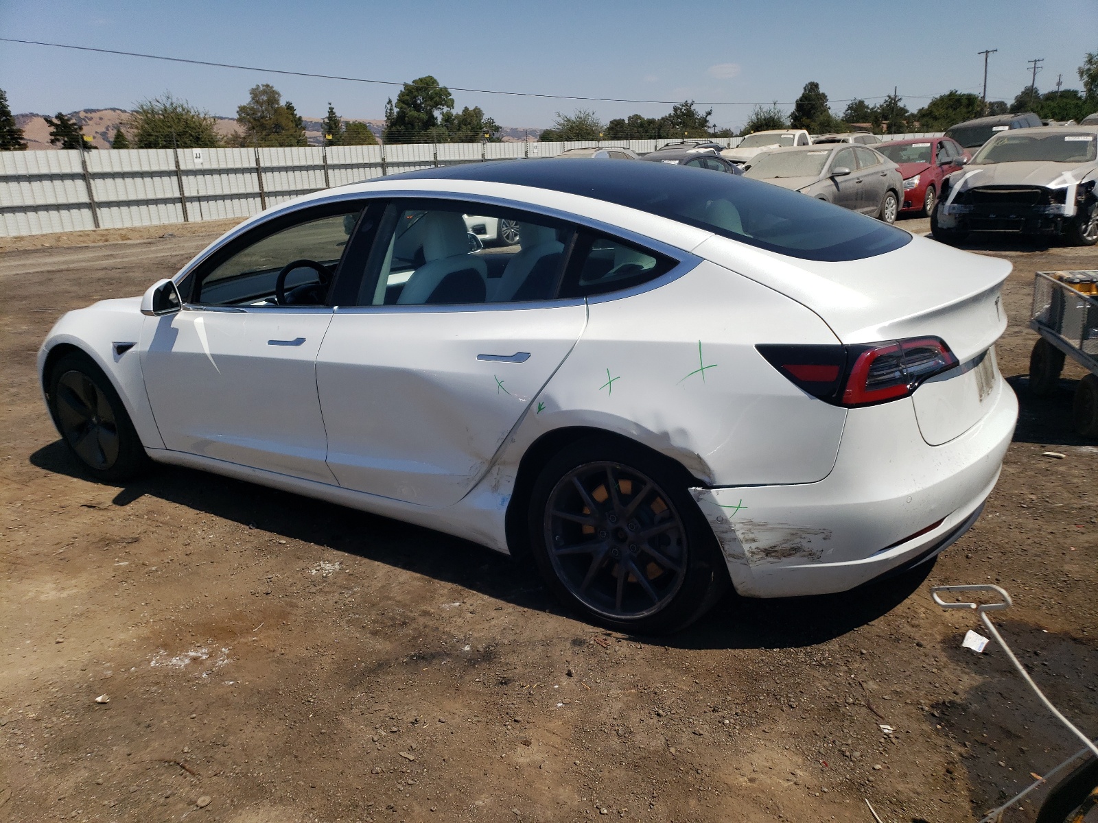 5YJ3E1EA0JF155463 2018 Tesla Model 3