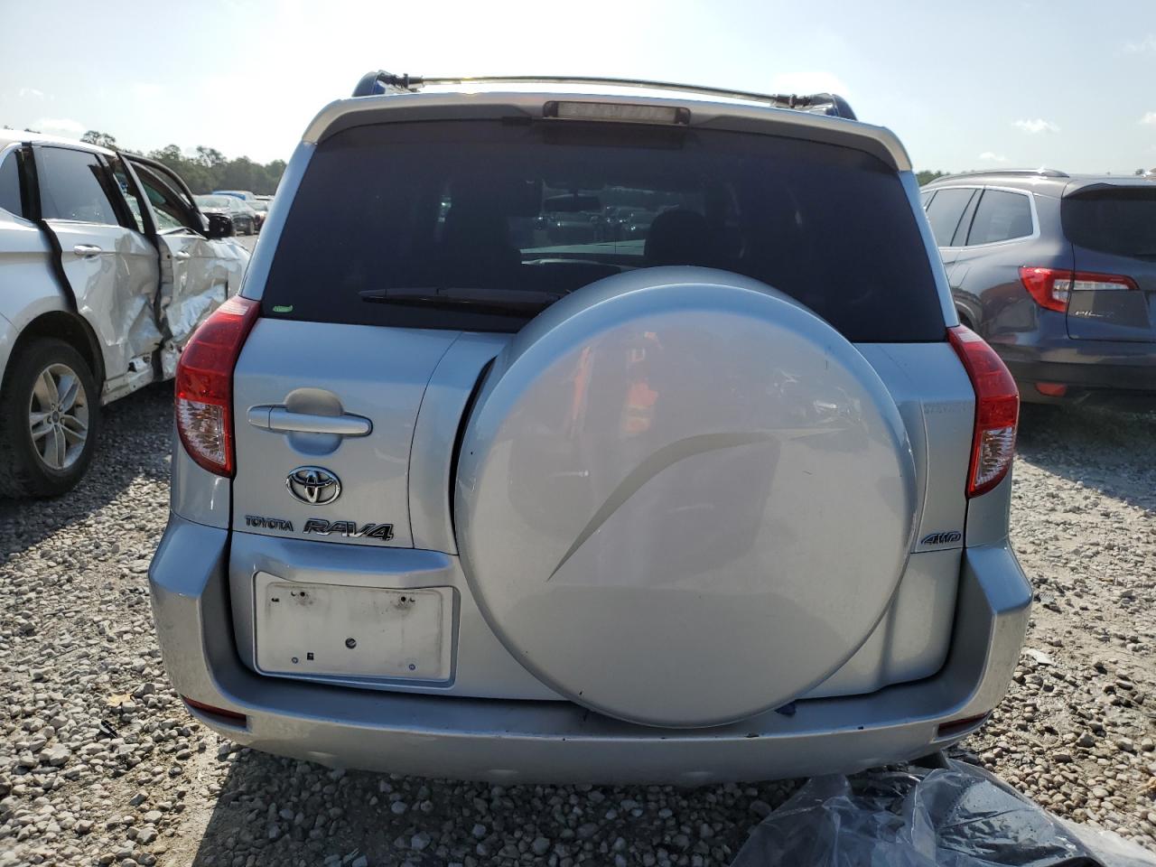 2007 Toyota Rav4 Limited VIN: JTMBK31V276015640 Lot: 63126184