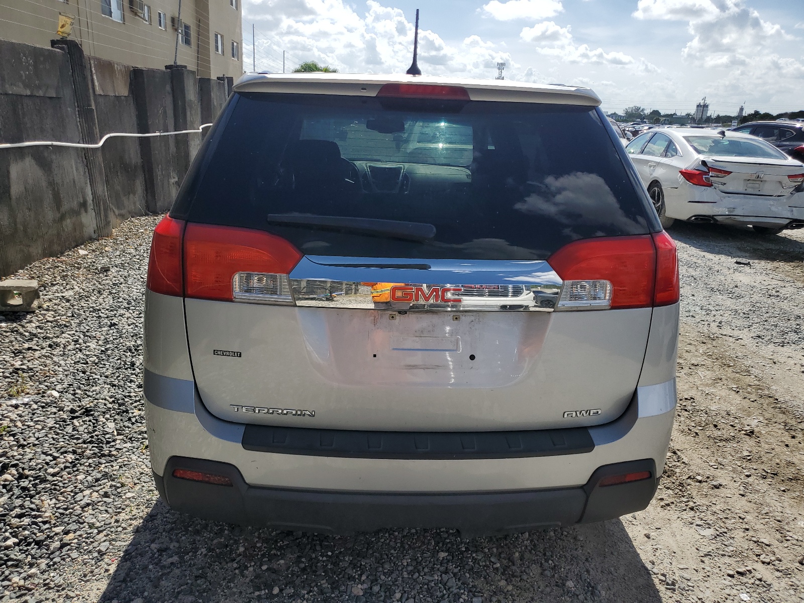 2GKFLVEK1E6264811 2014 GMC Terrain Sle