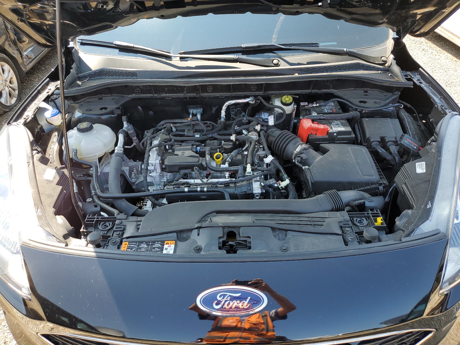 1FMCU0G66NUB81404 2022 Ford Escape Se