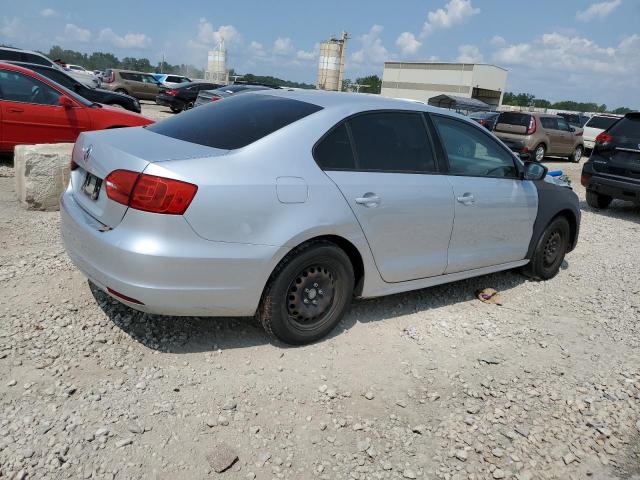  VOLKSWAGEN JETTA 2014 Сріблястий