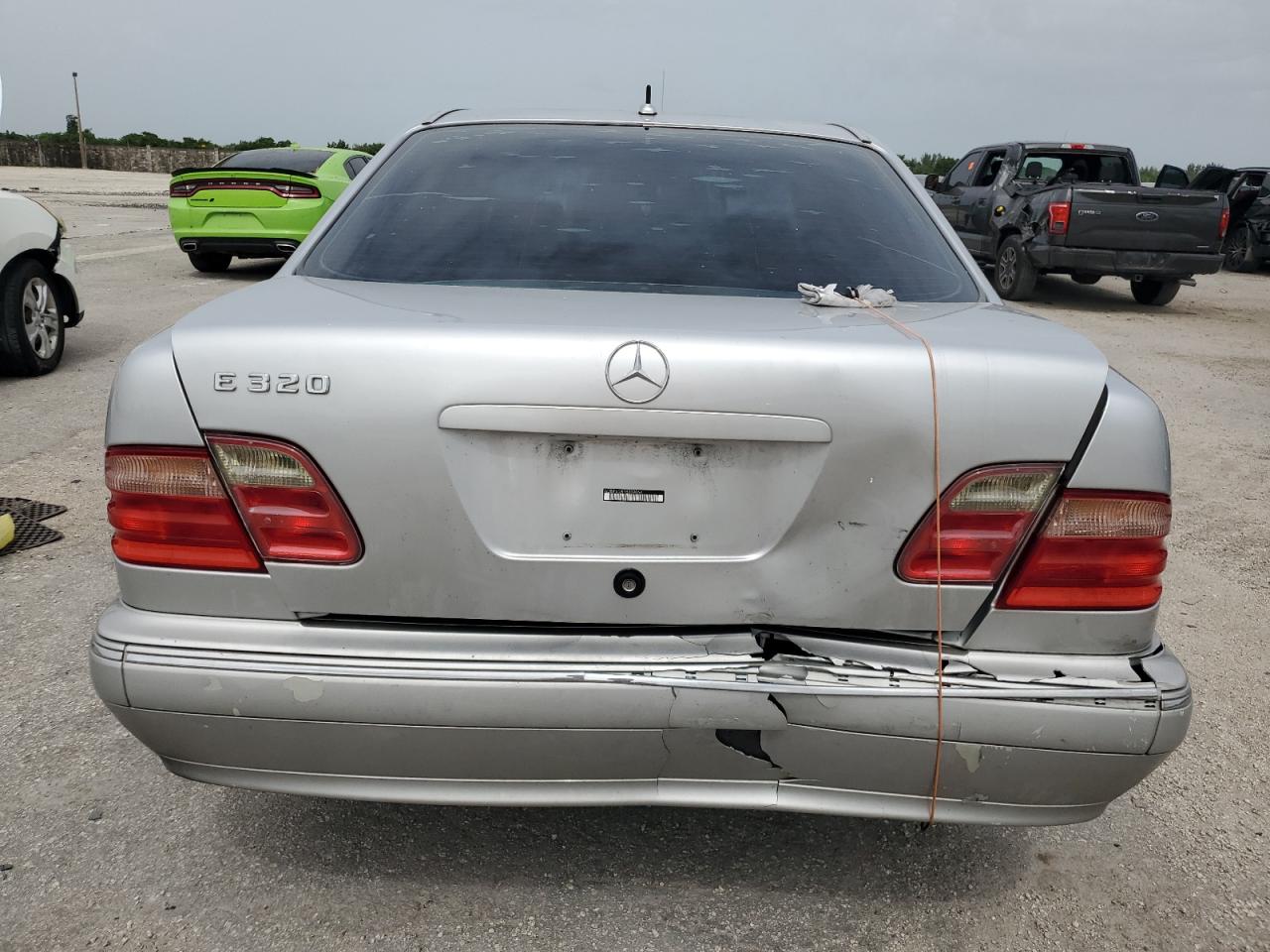 2001 Mercedes-Benz E 320 VIN: WDBJF65J91B209068 Lot: 62735754