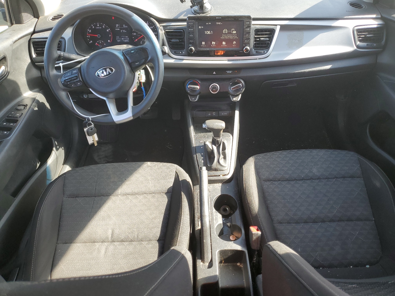 3KPA24AD2LE327311 2020 Kia Rio Lx