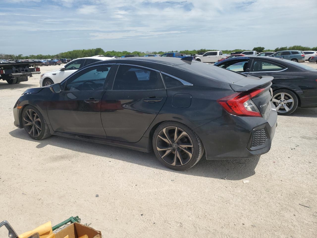 VIN 2HGFC1E5XKH708252 2019 HONDA CIVIC no.2