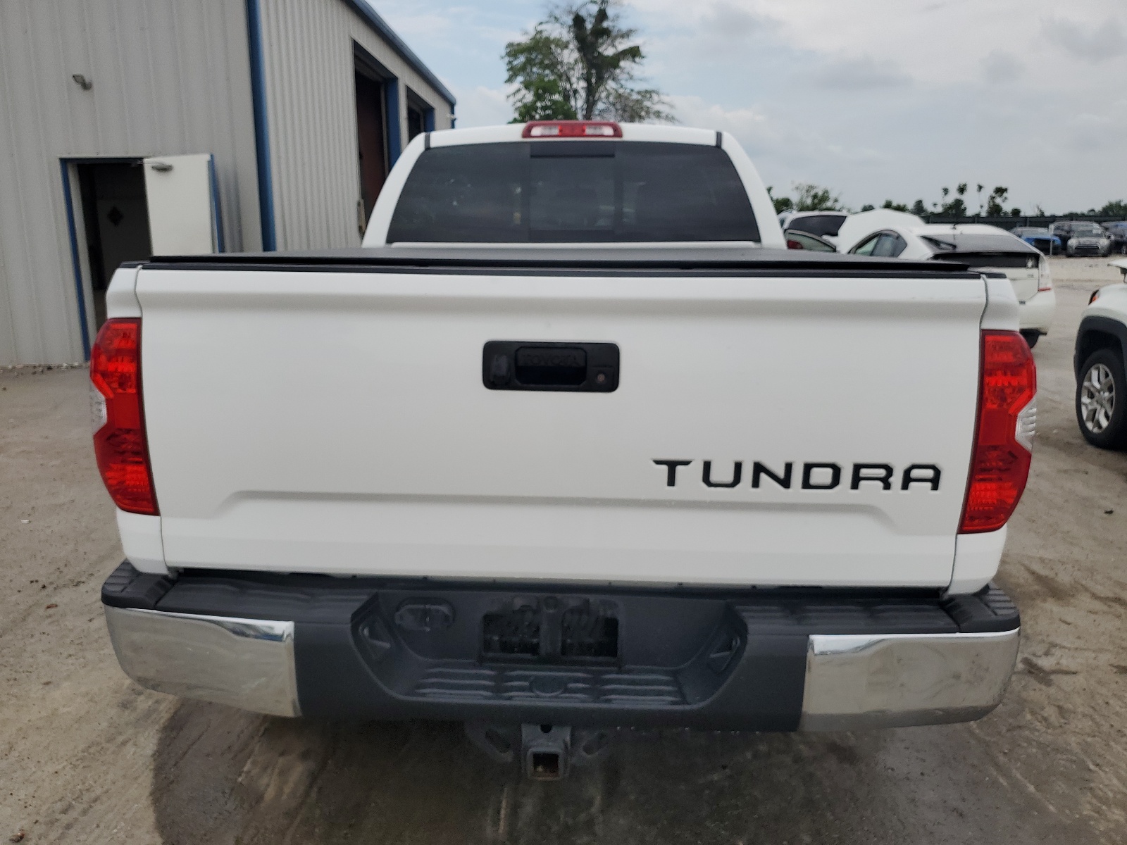 5TFUW5F15GX515851 2016 Toyota Tundra Double Cab Sr