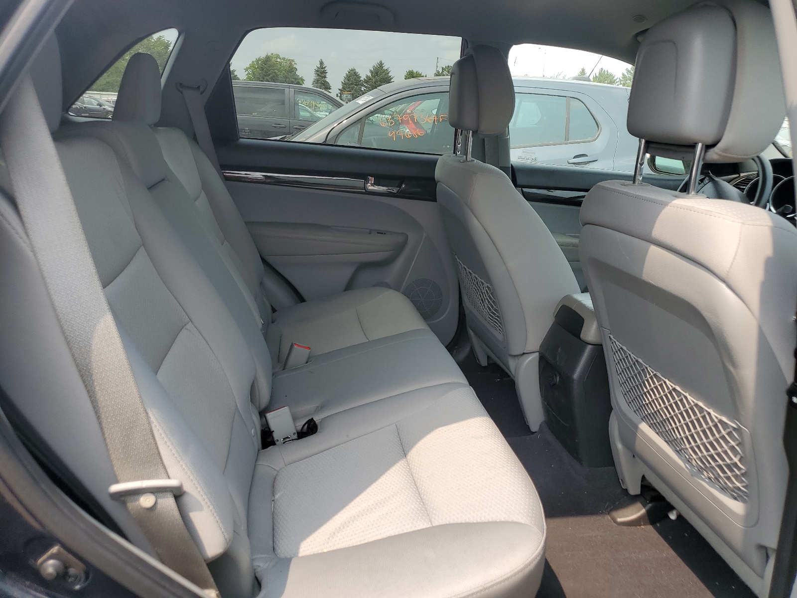 5XYKTDA6XCG275688 2012 Kia Sorento Base