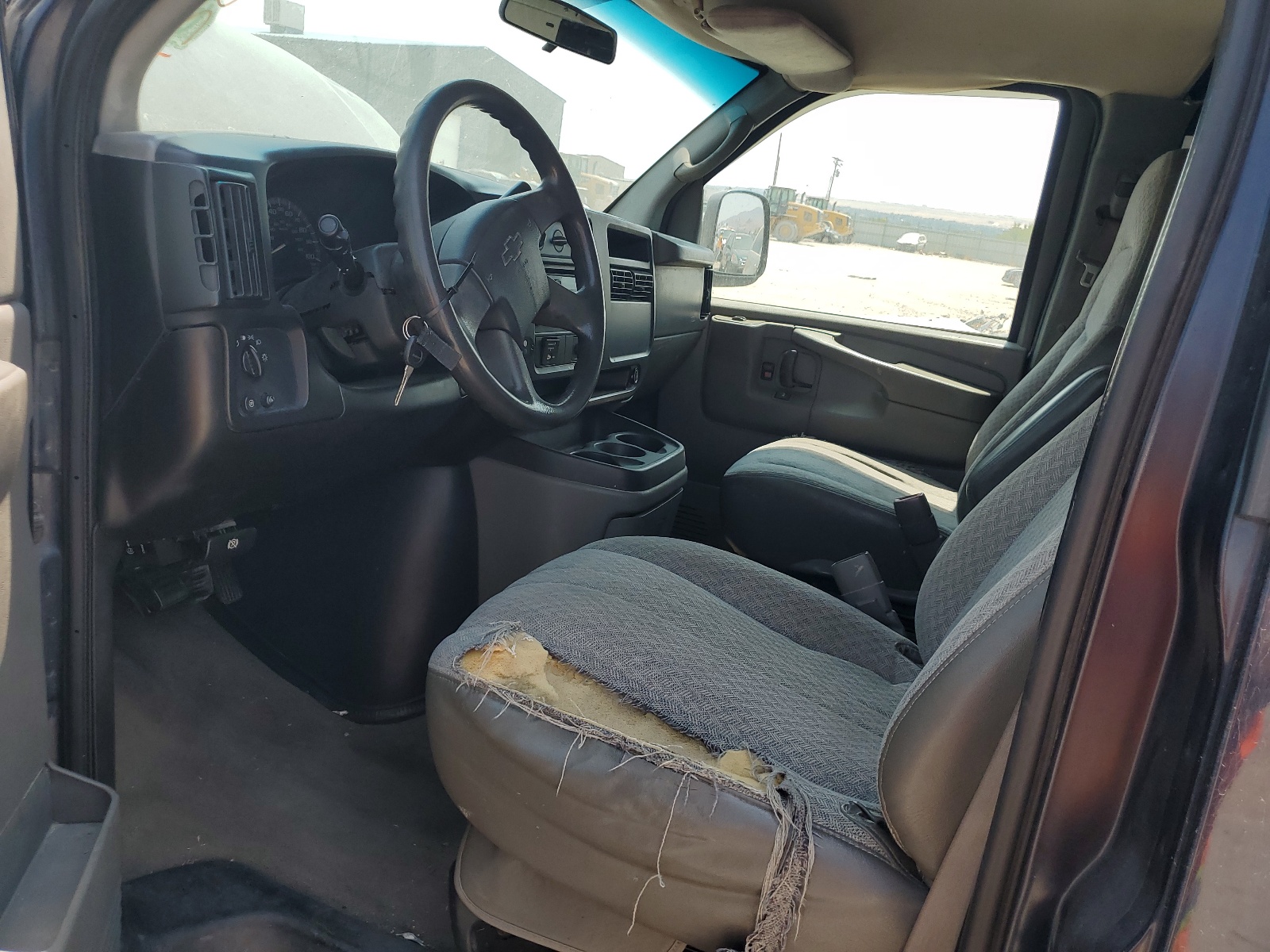 1GAHG39U451263754 2005 Chevrolet Express G3500