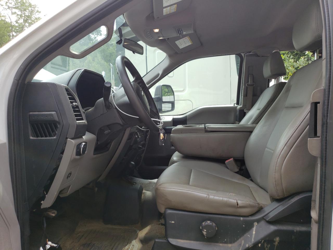 2017 Ford F550 Super Duty VIN: 1FD0X5HT7HEE40217 Lot: 65118314