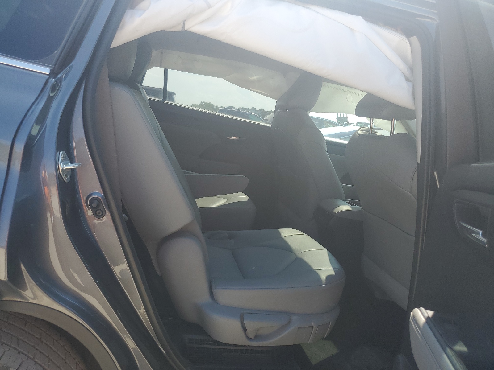 5TDHARAH3MS509088 2021 Toyota Highlander Hybrid Xle