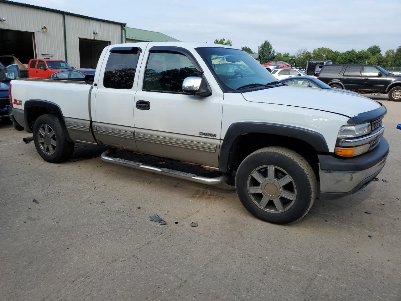 2000 Chevrolet Silverado K1500 VIN: 1GCEK19T2YE221276 Lot: 64704534