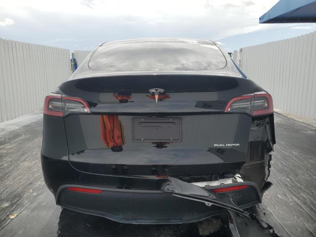  TESLA MODEL Y 2023 Черный