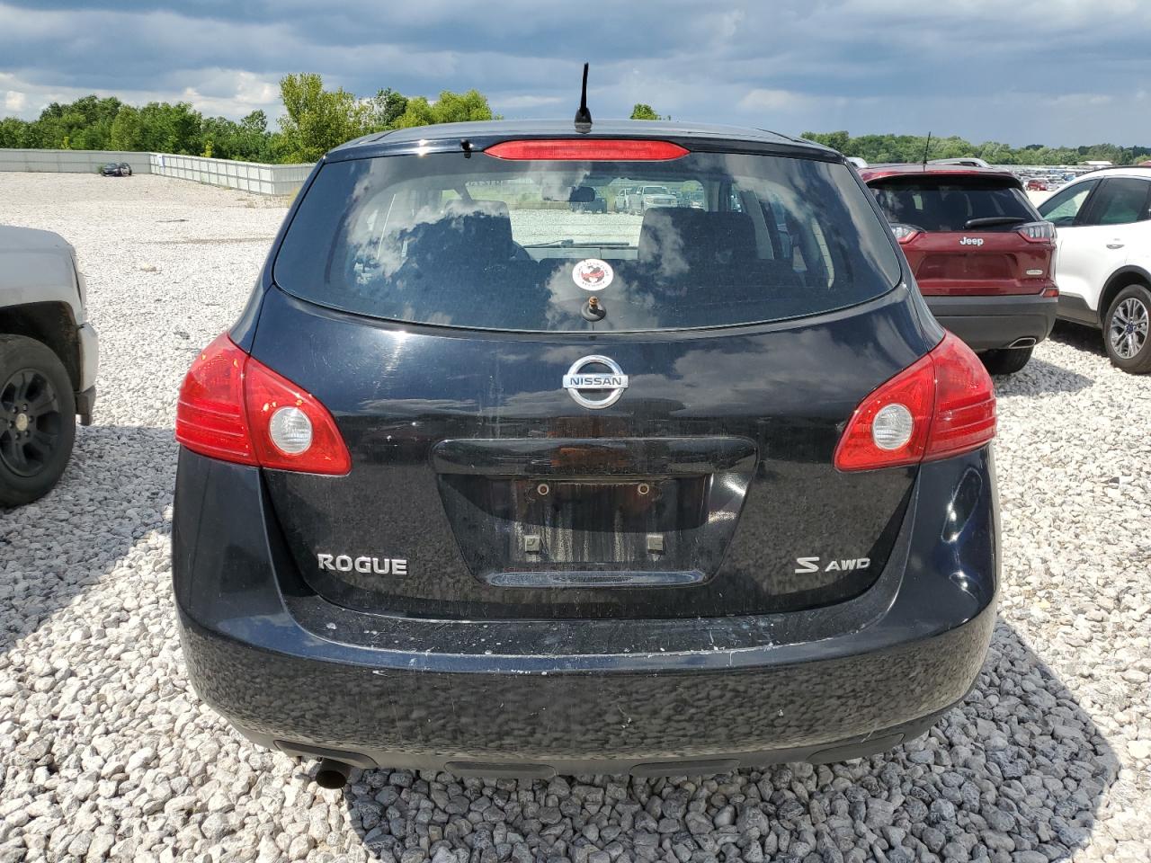 2009 Nissan Rogue S VIN: JN8AS58VX9W450135 Lot: 61273114