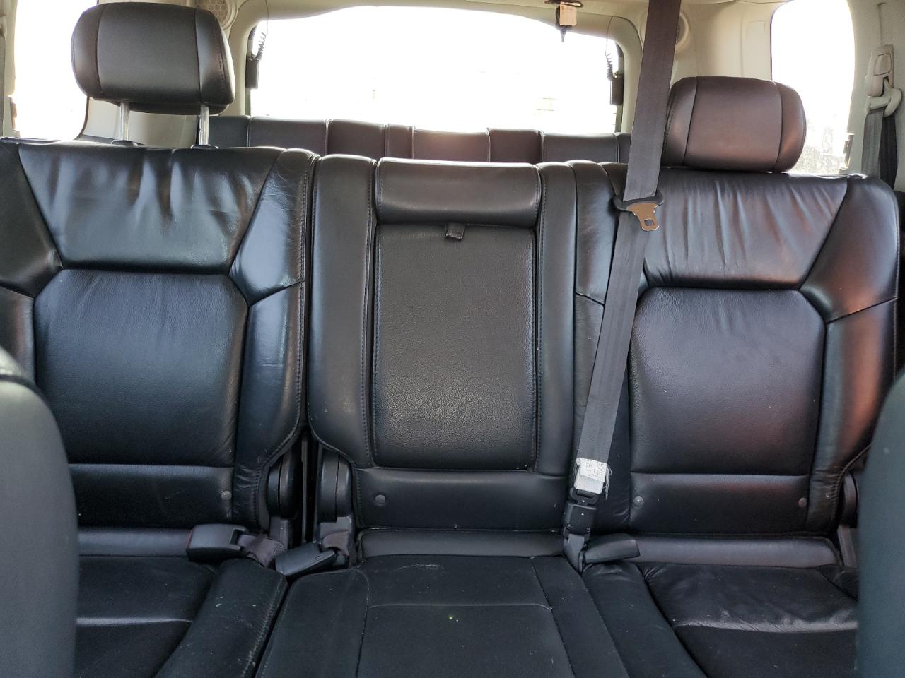 2011 Honda Pilot Exln VIN: 5FNYF3H71BB051936 Lot: 64958984