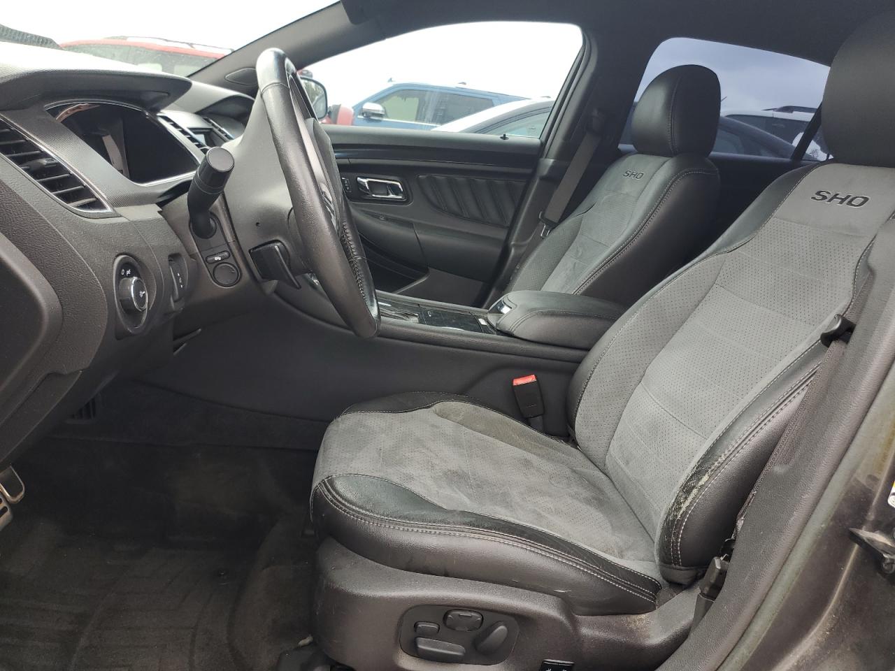 2015 Ford Taurus Sho VIN: 1FAHP2KT2FG111060 Lot: 63553574