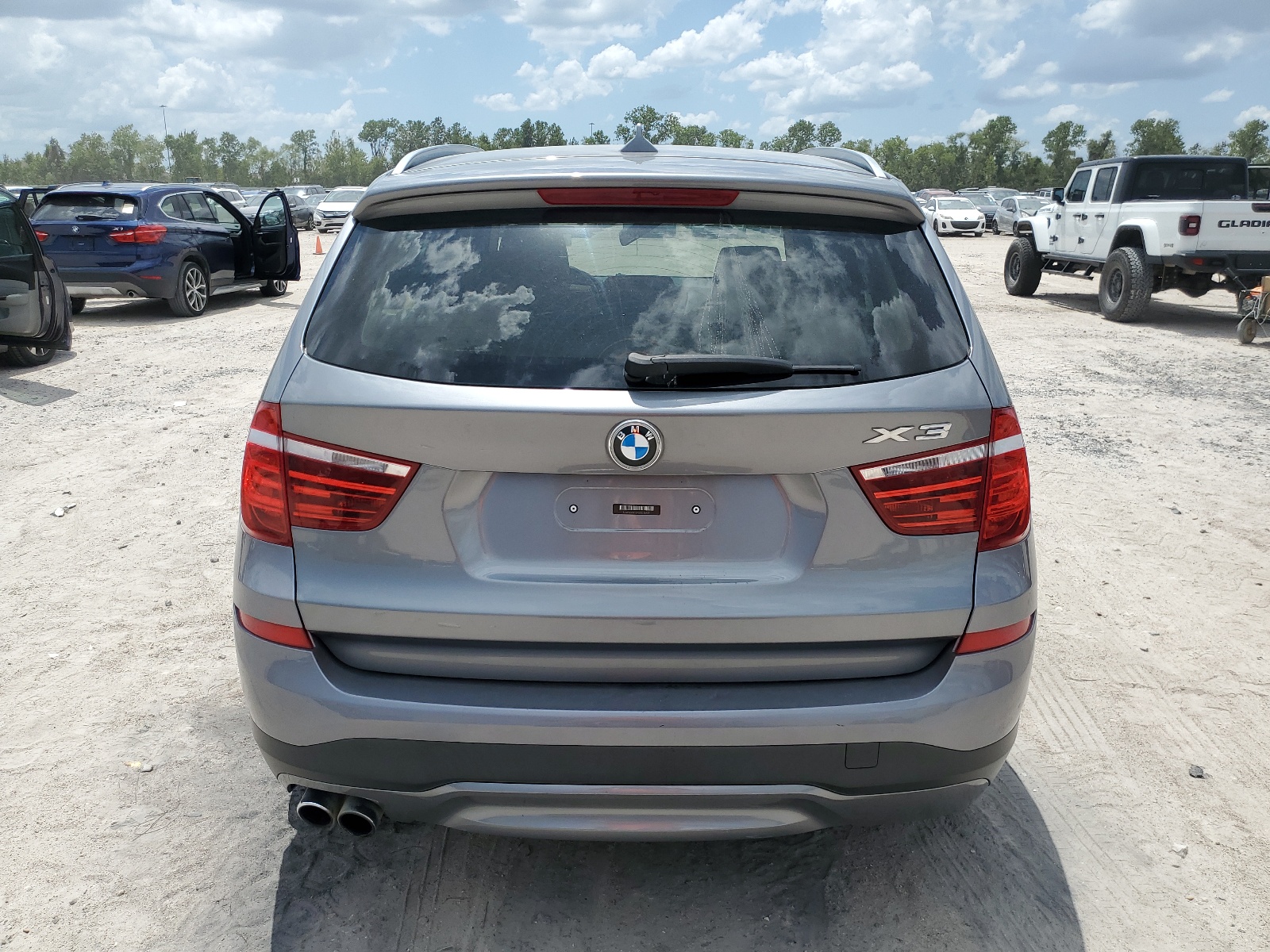 2016 BMW X3 xDrive28I vin: 5UXWX9C57G0D75929