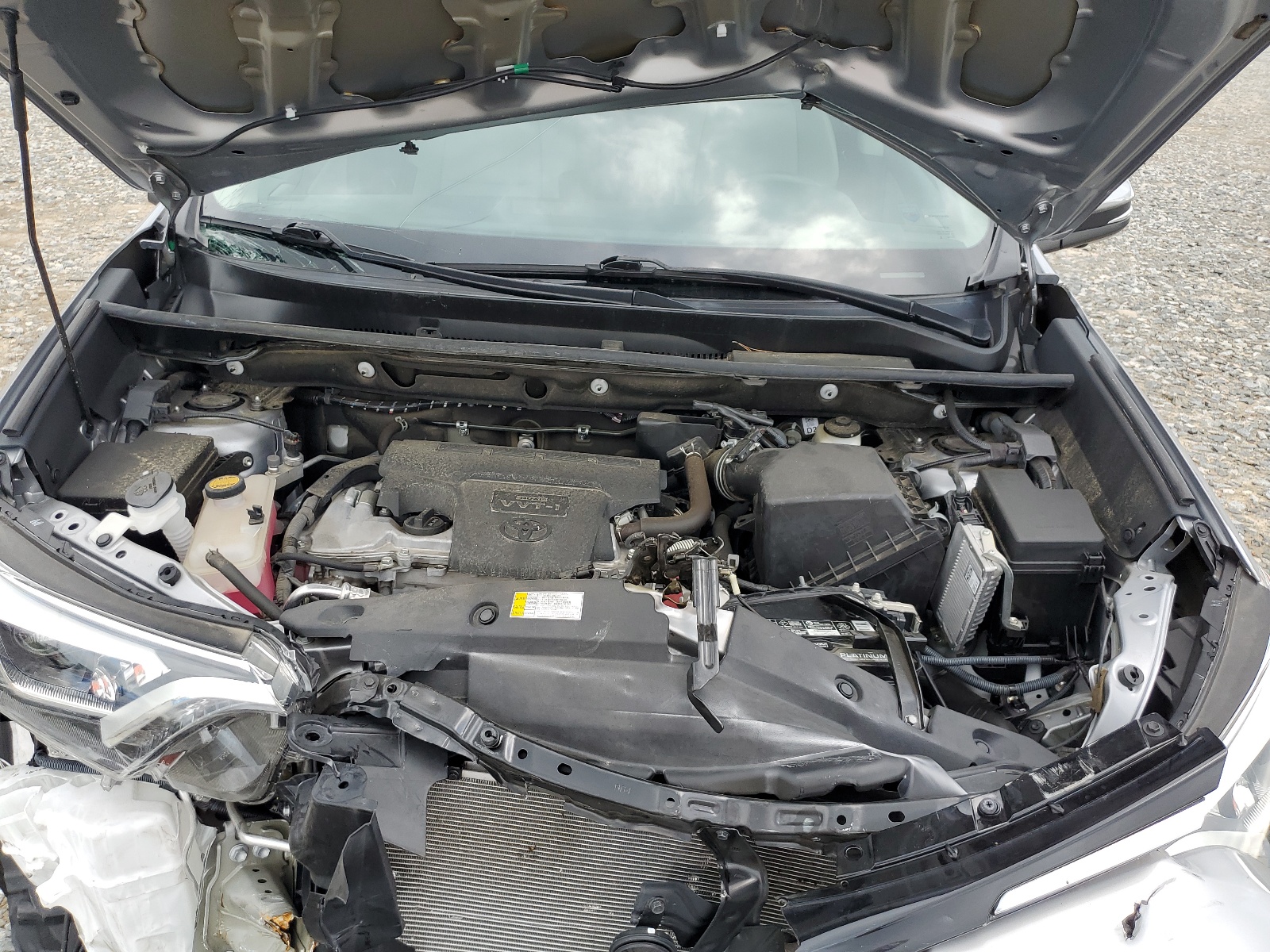 2T3YFREV2JW405669 2018 Toyota Rav4 Limited