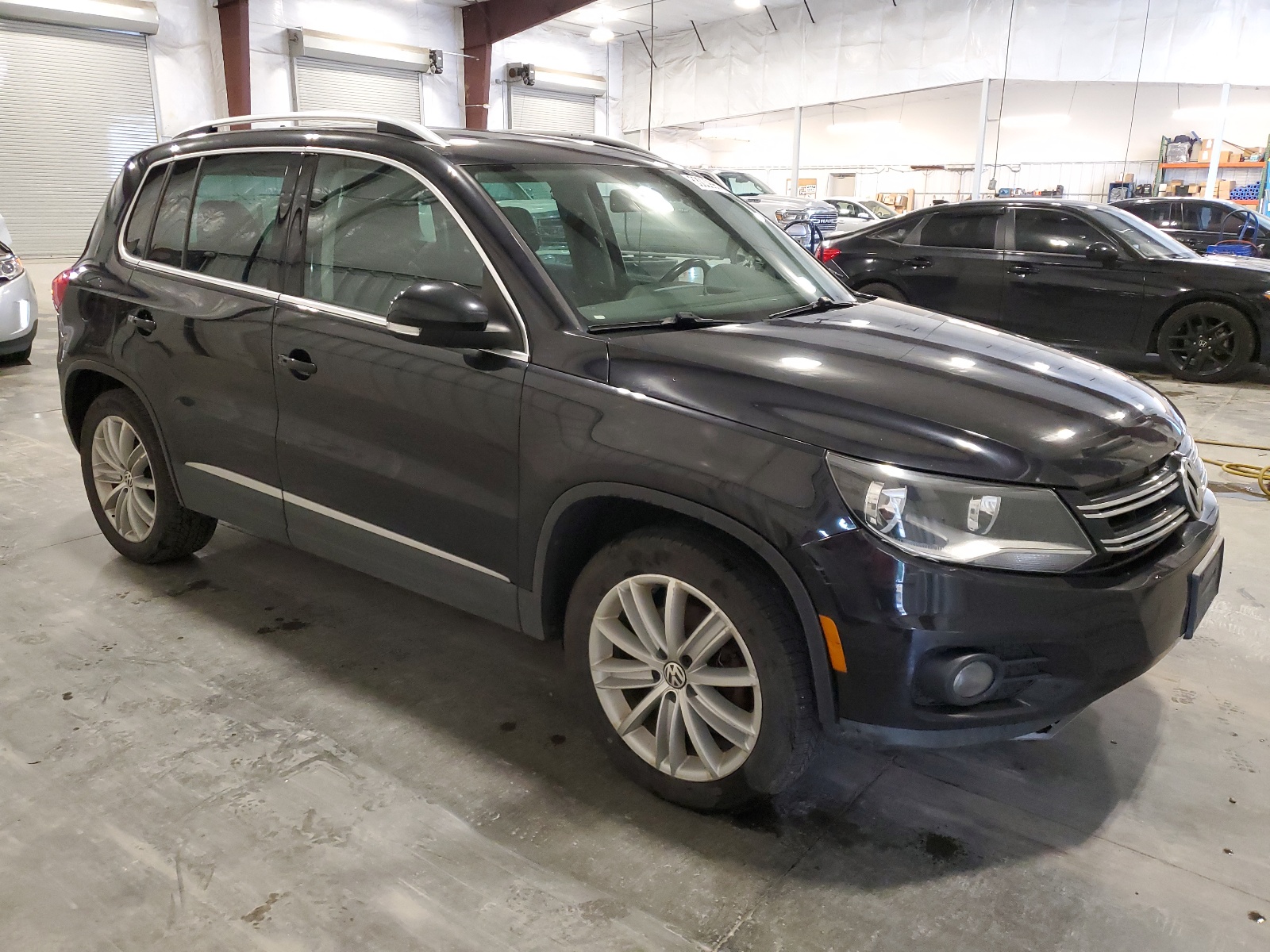 2012 Volkswagen Tiguan S vin: WVGBV7AX4CW504207