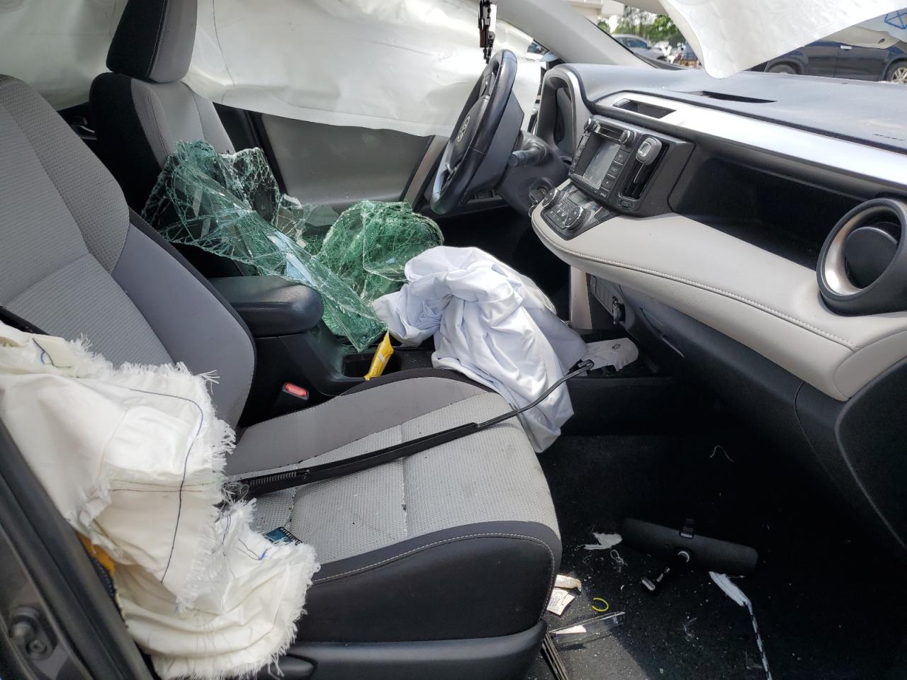 2017 Toyota Rav4 Xle VIN: JTMWFREV1HJ118601 Lot: 63094344