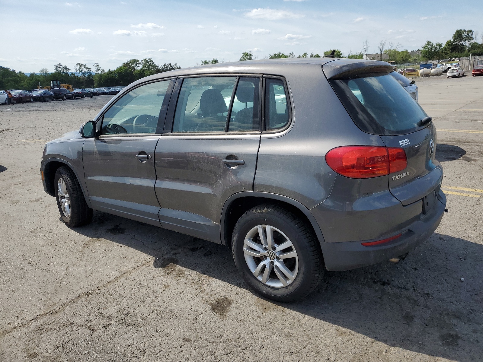 2012 Volkswagen Tiguan S vin: WVGBV7AX3CW000862