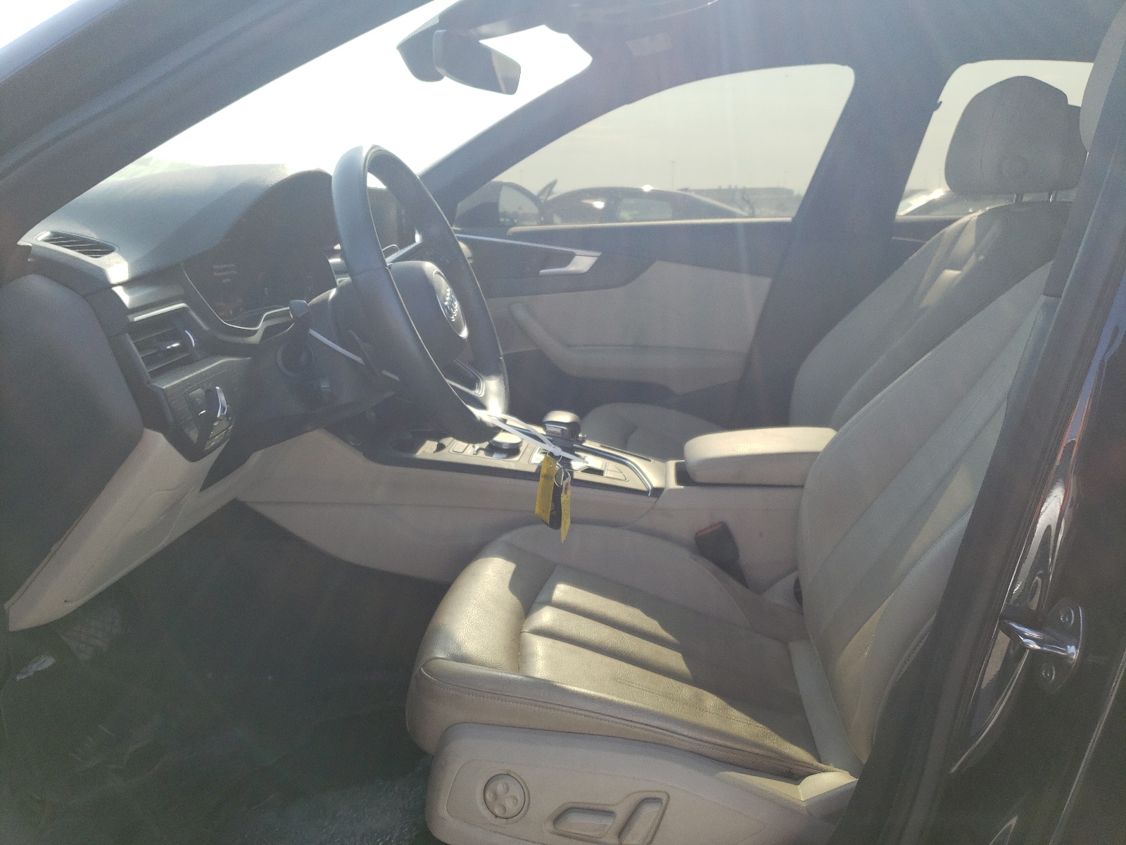 WAULMAF40JA229014 2018 Audi A4 Premium Plus