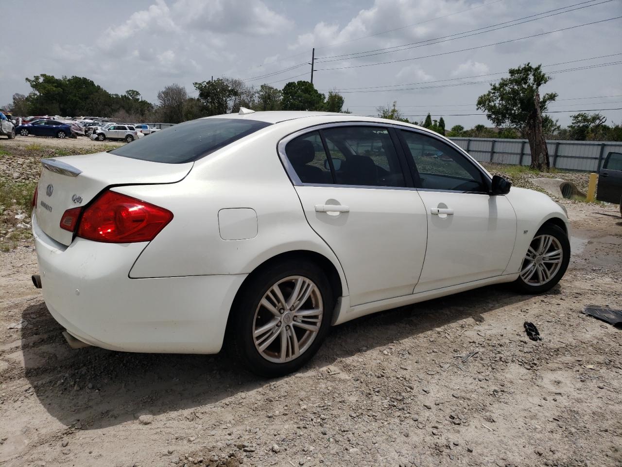 2015 Infiniti Q40 VIN: JN1CV6AP2FM501070 Lot: 62293074