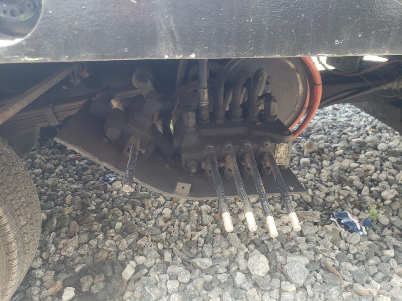 2002 Ford F350 Super Duty VIN: 1FDWF36F52EA59570 Lot: 62664994