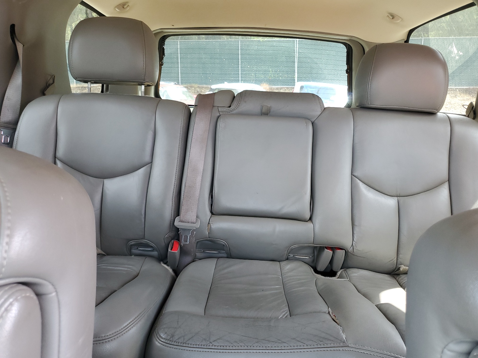 1GNEK13T25R151413 2005 Chevrolet Tahoe K1500