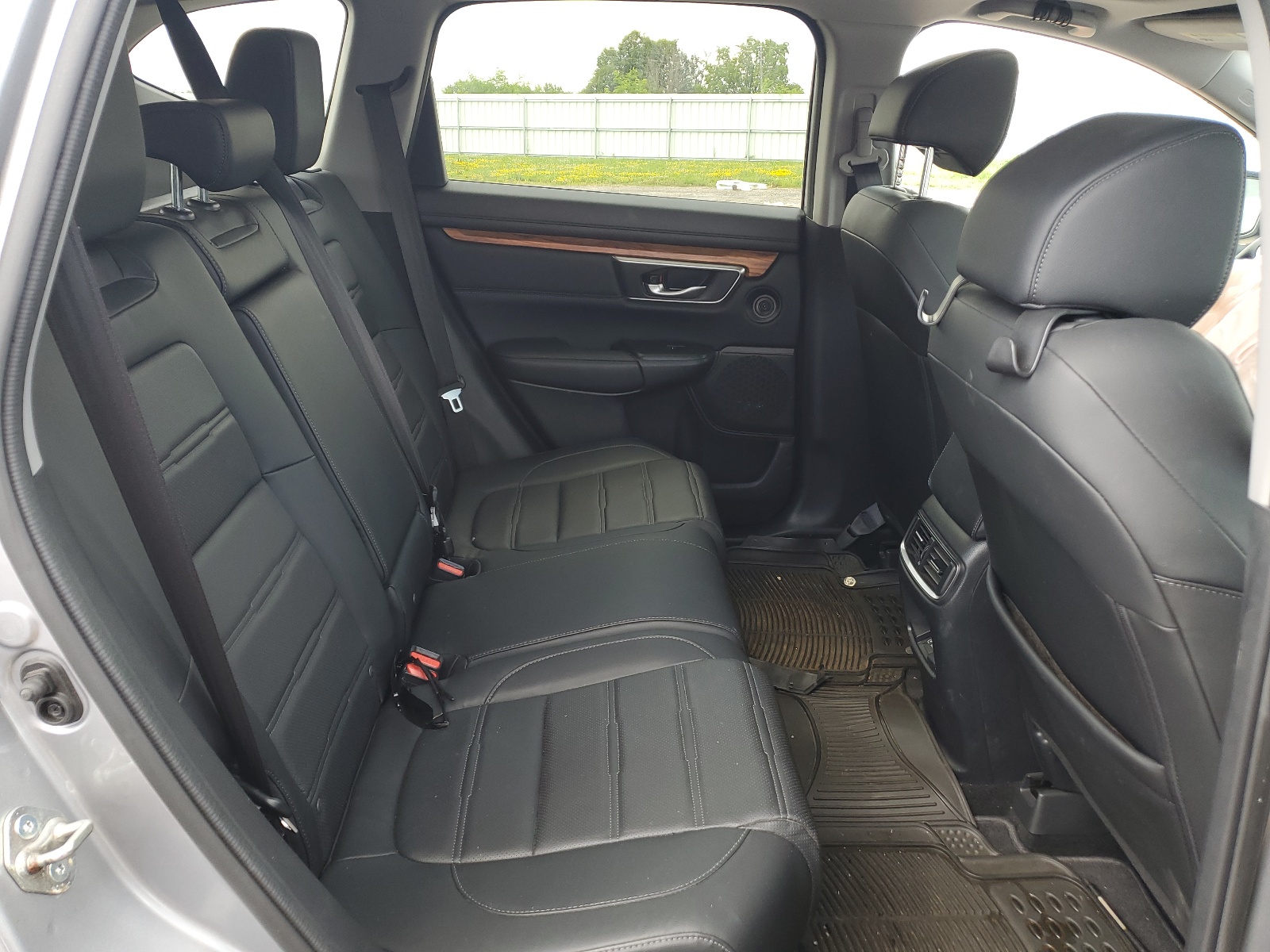 7FARW2H97KE003197 2019 Honda Cr-V Touring