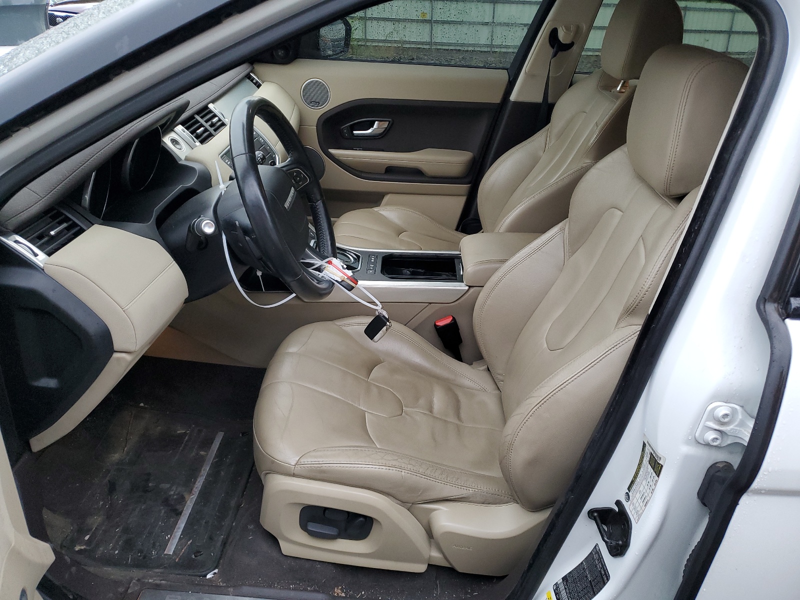 SALVP2BG2EH899856 2014 Land Rover Range Rover Evoque Pure Plus